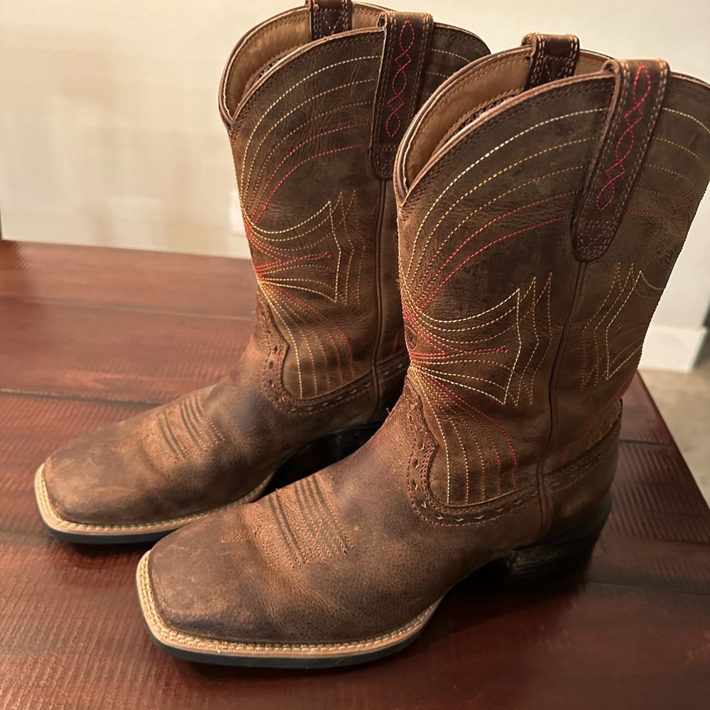 Ariat Boots 8D